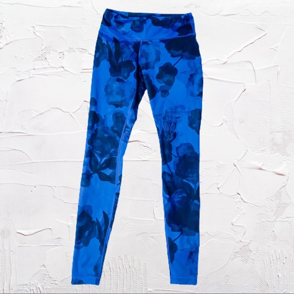 lululemon athletica Pants - Lululemon blue floral black inkwell leggings